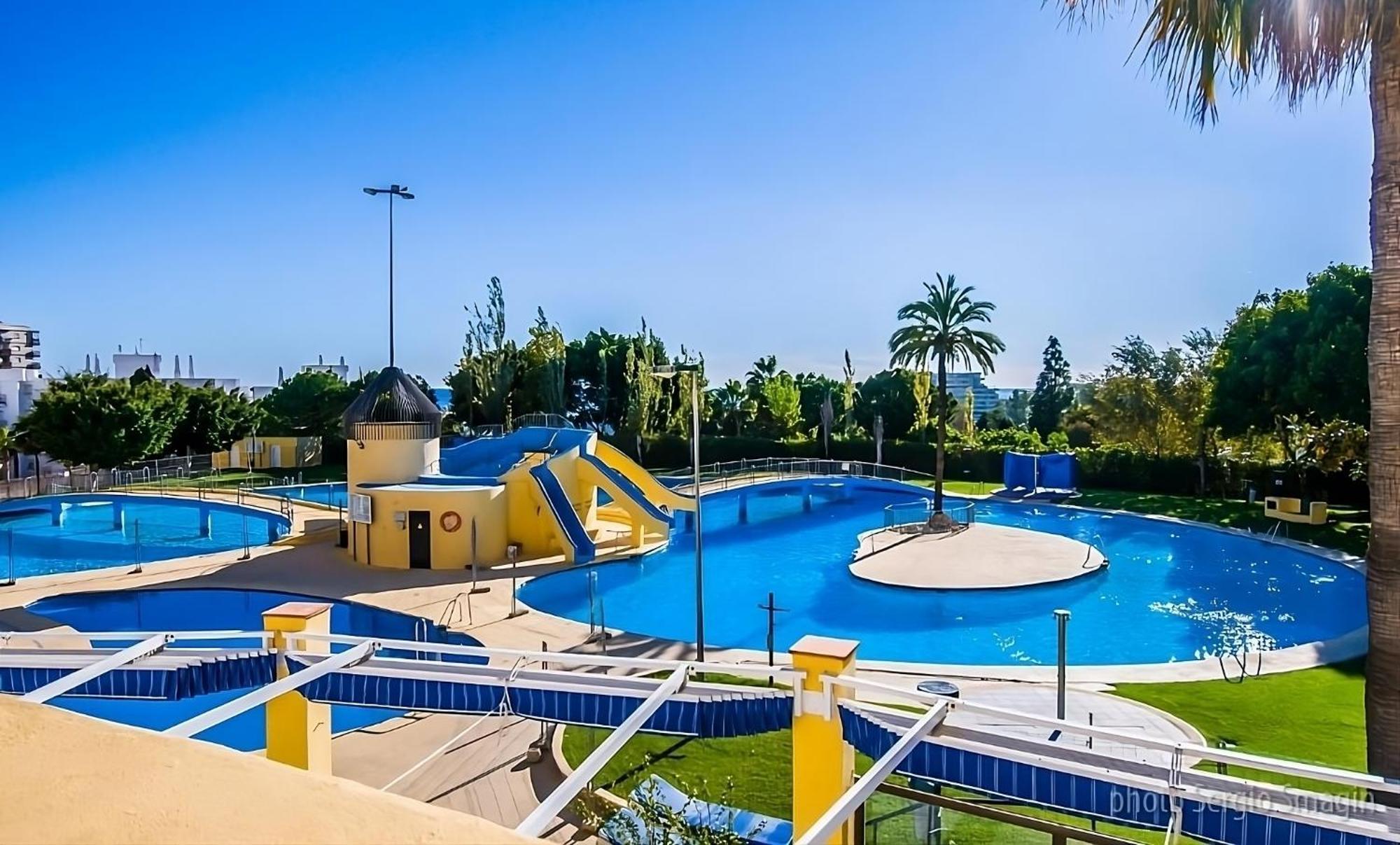 Jupiter. Moderno Estudio. Vistas Al Mar Y Montana Benalmádena Εξωτερικό φωτογραφία